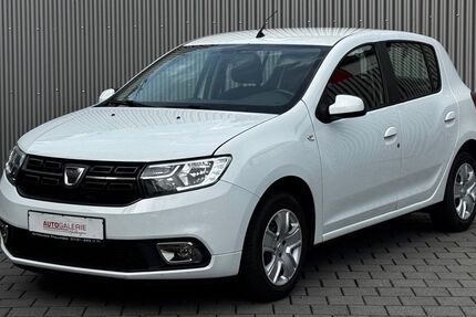 Dacia Sandero 90.000 km 8.999 &euro; Pfullingen 72793