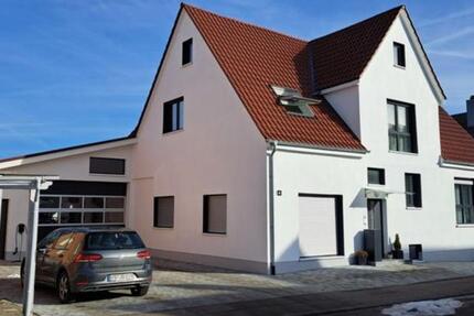 Wohnen + Multifunktionshalle,kernsaniert KAPITALANLAGE 12 zimmer