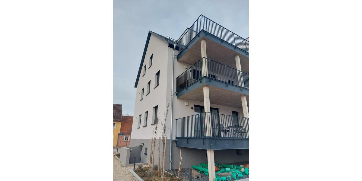 Erdgeschoßwohnung Wassertrüdingen - 2 Zimmer, 77 m&sup2;, 900&euro; | Angebot:26249369