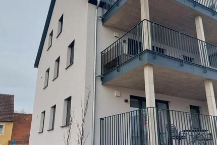 Wohnung Wassertrüdingen - 2 Zimmer, 77 m&sup2;, 900&euro; | Angebot:26249369