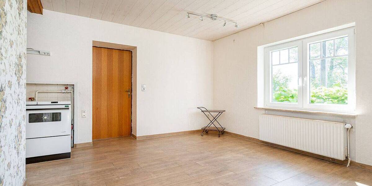 Einfamilienhaus Blomberg - 1 Zimmer, 240 m&sup2;, 399.000&euro; | Angebot:26815807