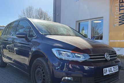 VW Touran 90.504 km 23.885 &euro; Stockelsdorf bei Lübeck 23617