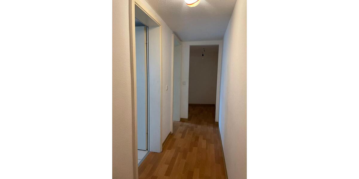 Etagenwohnung Schmalkalden - 3 Zimmer, 94 m&sup2;, 650&euro; | Angebot:26647267