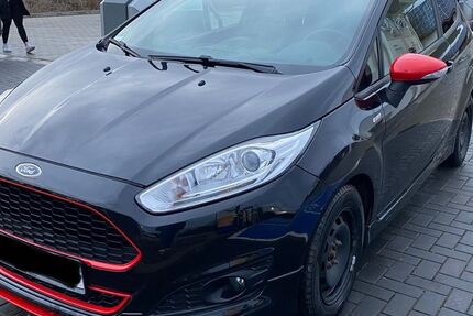 Ford Fiesta 109.000 km 6.000 &euro; Calden 34379