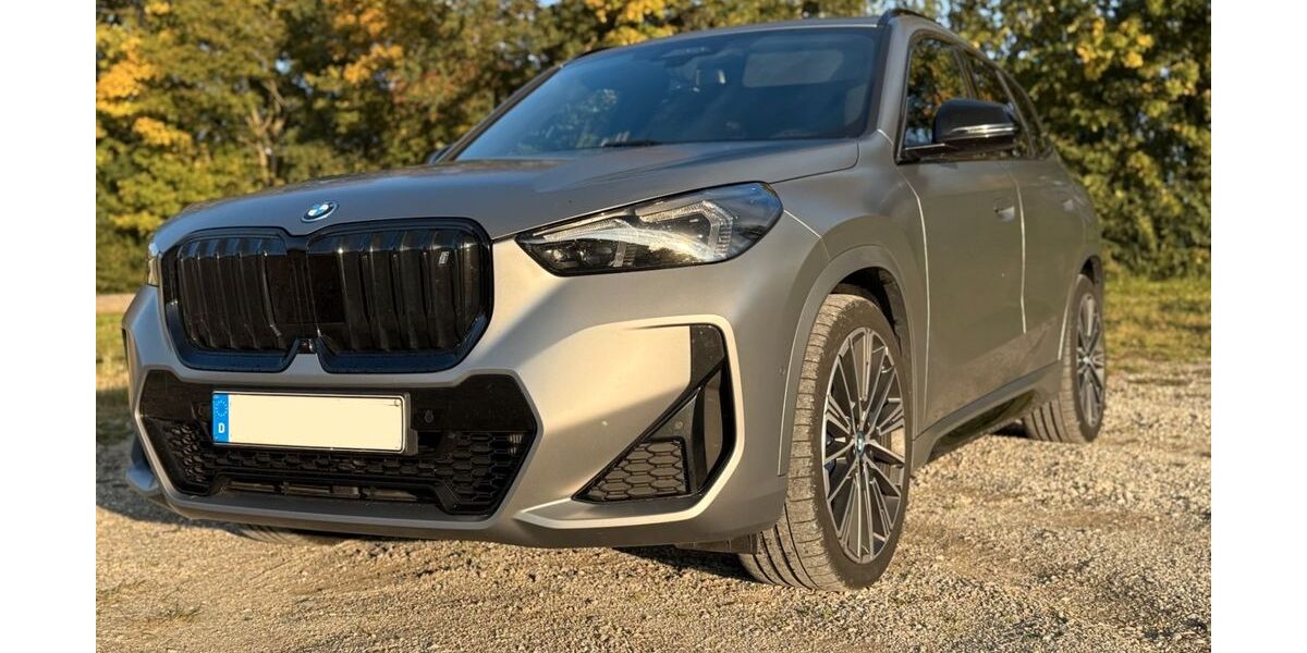 BMW iX1 38.404 km 48.100 € Emmering 82275