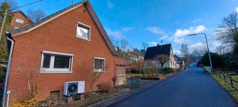 Einfamilienhaus Scheuerfeld - 3 Zimmer, 75 m&sup2;, 850&euro; | Angebot:25175570