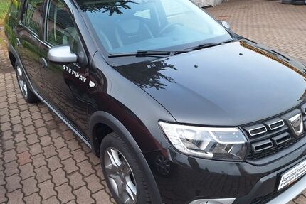 Dacia Logan 43.908 km 11.990 &euro; Hergisdorf 06313