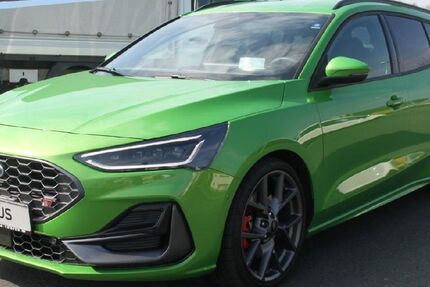 Ford Focus 16.900 km 36.690 &euro; Mittenaar 35756