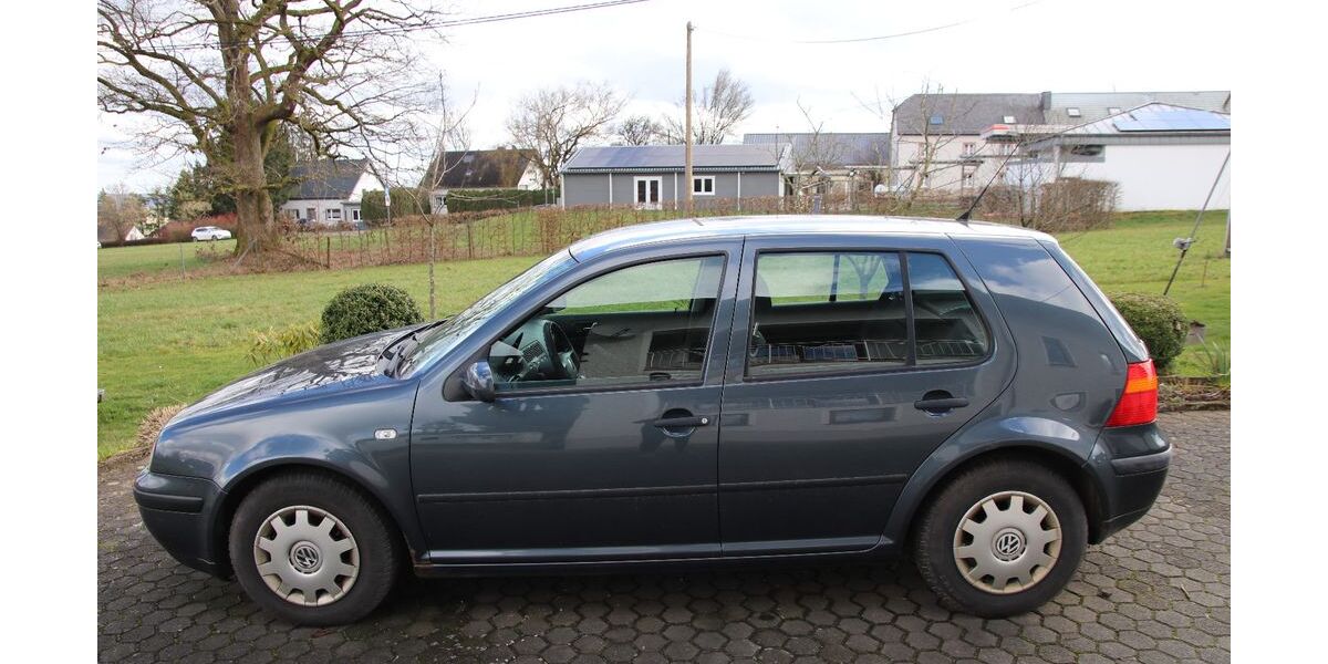 VW Golf 269.204 km 790 &euro; Lichtenborn 54619