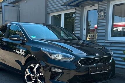 Kia ceed / Ceed 80.200 km 14.390 &euro; Cham 93413