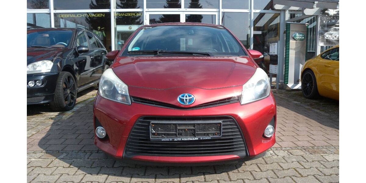 Toyota Yaris 99.890 km 8.999 &euro; Fürstenfeldbruck 82256