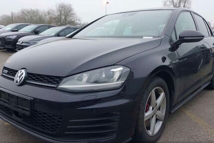 VW Golf 123.145 km 17.990 &euro; Paderborn 33102