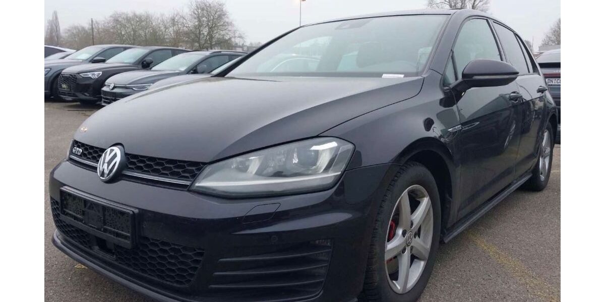 VW Golf 123.145 km 17.990 &euro; Paderborn 33102