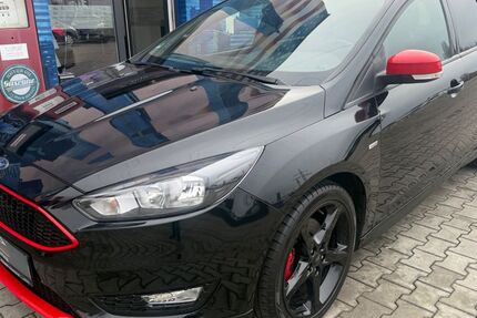 Ford Focus 59.999 km 12.099 &euro; Paderborn 33104