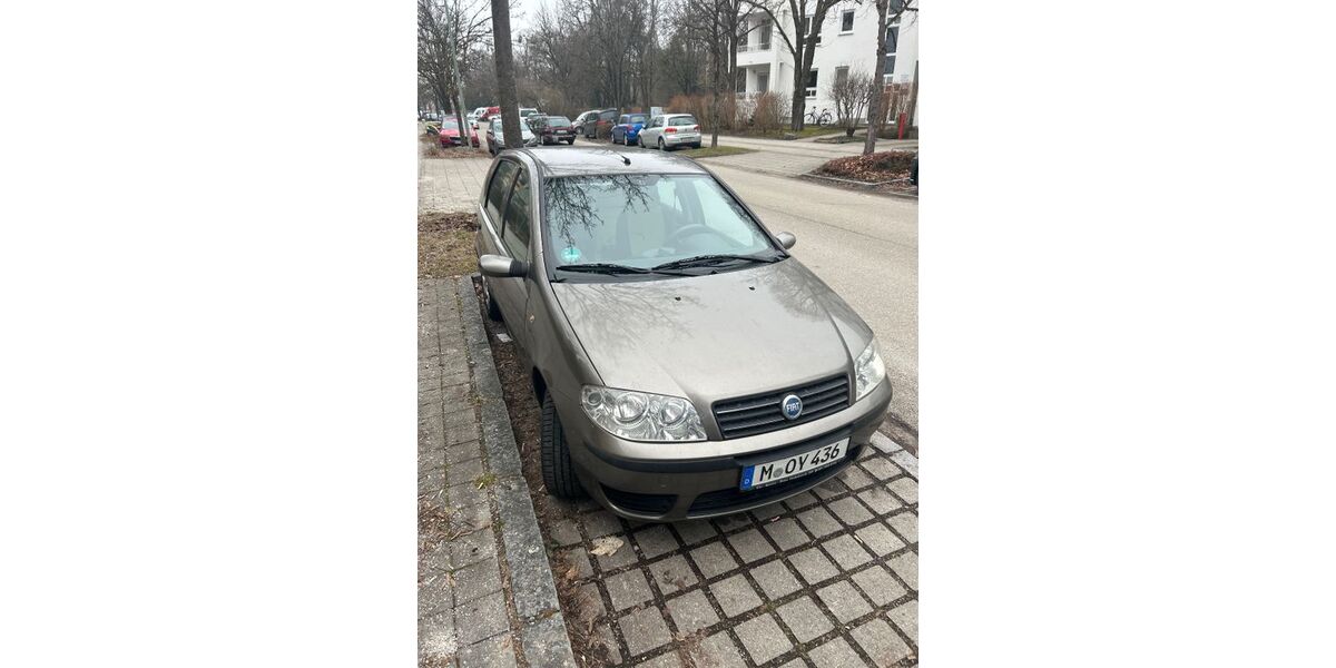 Fiat Punto 195.000 km 1.600 &euro; Gräfelfing 82166