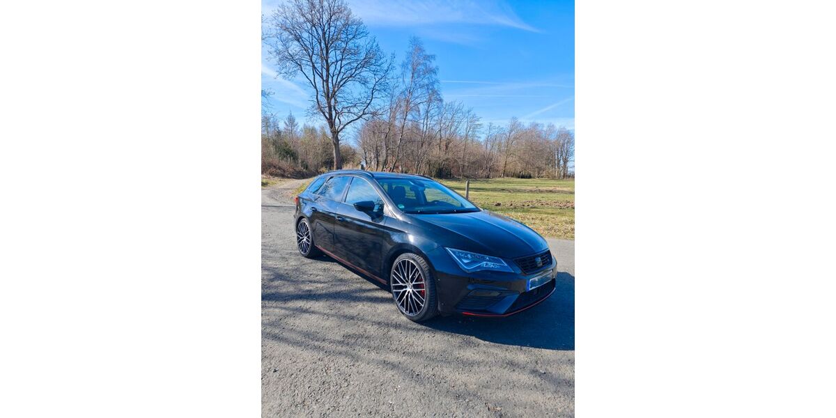 Seat Leon 62.000 km 16.599 &euro; Netphen 57250
