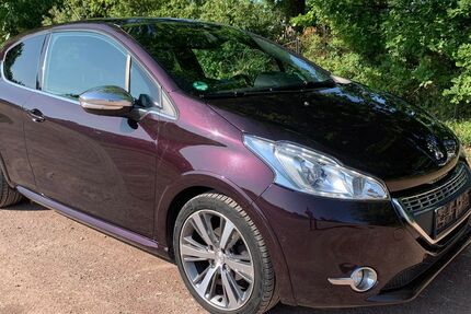 Peugeot 208 173.211 km 5.100 &euro; Garbsen 30826