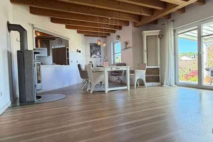 Haus Bad Orb - 5 Zimmer, 141 m&sup2;, 550.000&euro; | Angebot:26685318