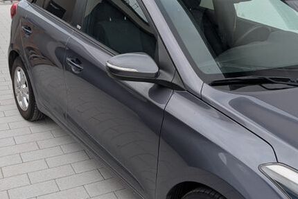 Hyundai i20 52.800 km 8.800 &euro; Kippenheim 77971