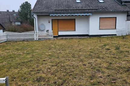 Haus Korbach - 6 Zimmer, 160 m&sup2;, 247.000&euro; | Angebot:25258961