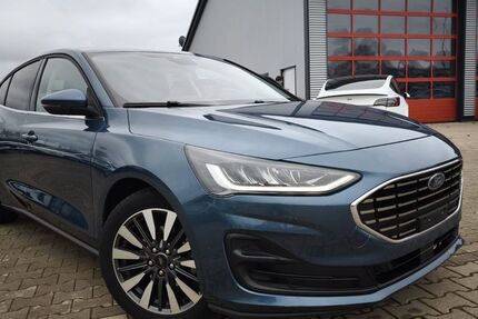 Ford Focus 106.000 km 13.900 &euro; Königsbrunn 86343