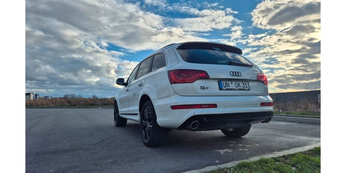 Audi Q7 240.000 km 16.290 &euro; Bergkamen 59192
