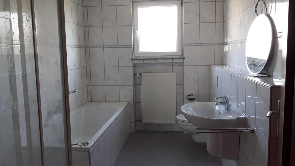 Etagenwohnung Schwalbach - 1 Zimmer, 110 m&sup2;, 750&euro; | Angebot:25539809