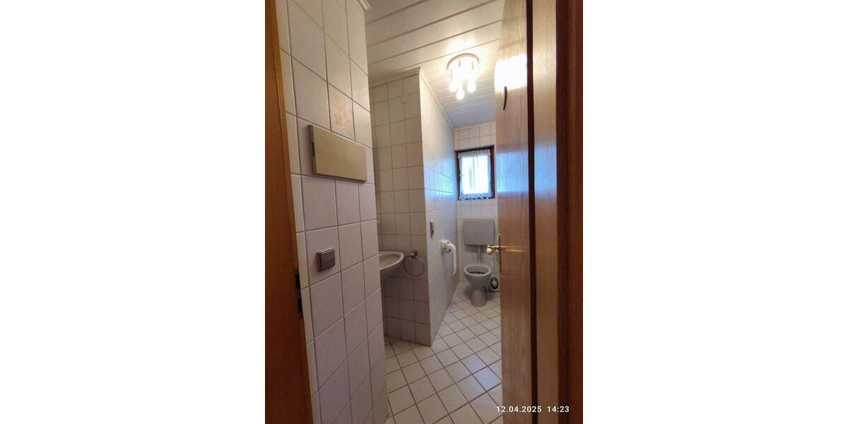 Mehrfamilienhaus, Wohnhaus Karlsruhe Grünwettersbach - 7 Zimmer, 200 m&sup2;, 430.000&euro; | Angebot:25798908