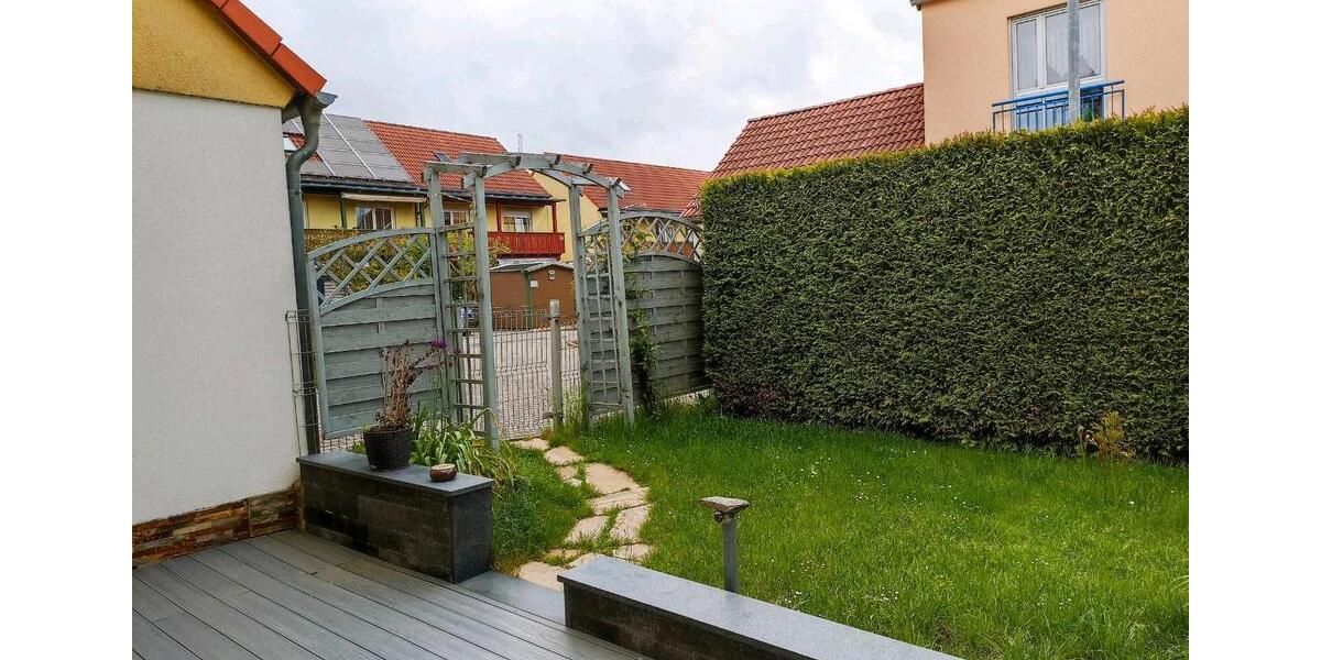 Reihenhaus Werdau - 5 Zimmer, 140 m&sup2;, 270.000&euro; | Angebot:26516548