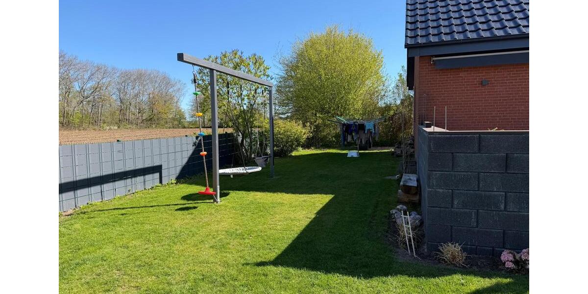 Bungalow Schleswig - 3 Zimmer, 125 m&sup2;, 480.000&euro; | Angebot:26463596