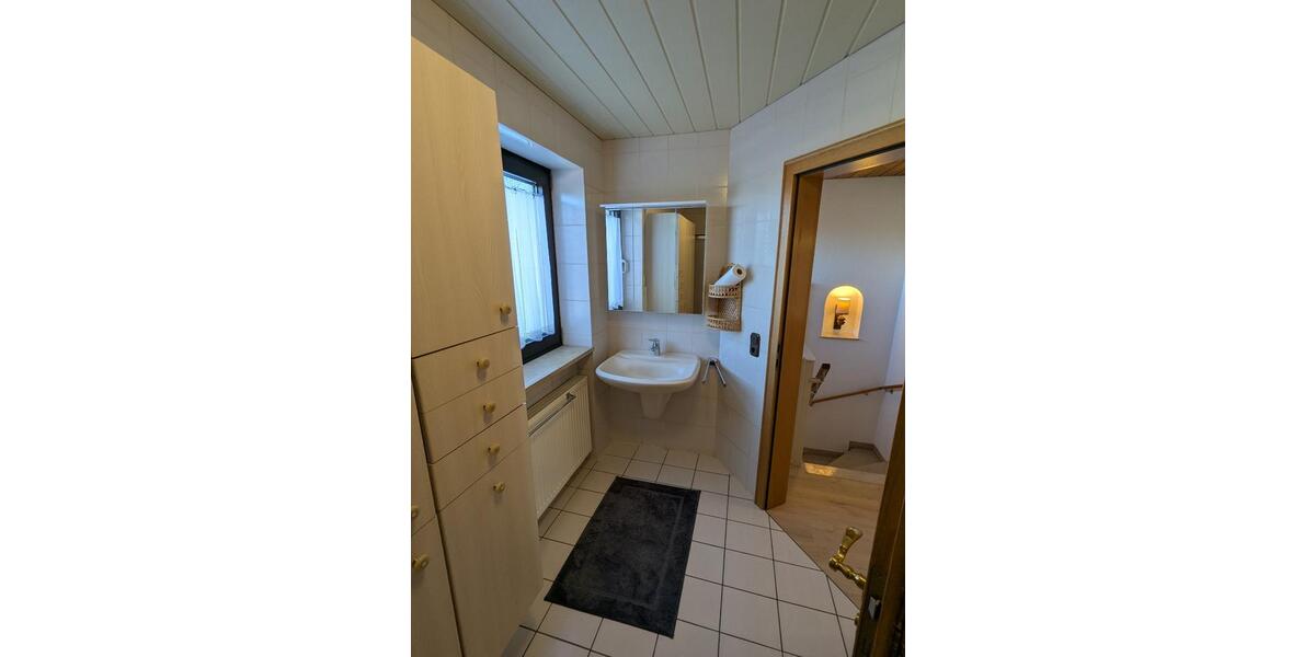 Etagenwohnung Eggenfelden - 2.5 Zimmer, 74 m&sup2;, 750&euro; | Angebot:26303040