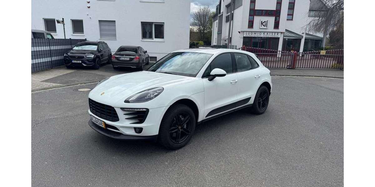 Porsche Macan 161.972 km 26.990 &euro; Wiesbaden 65205