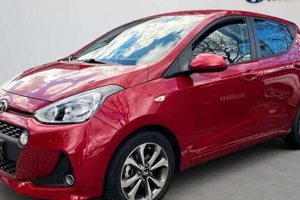 Hyundai i10 10.000 km 9.980 &euro; München 81825