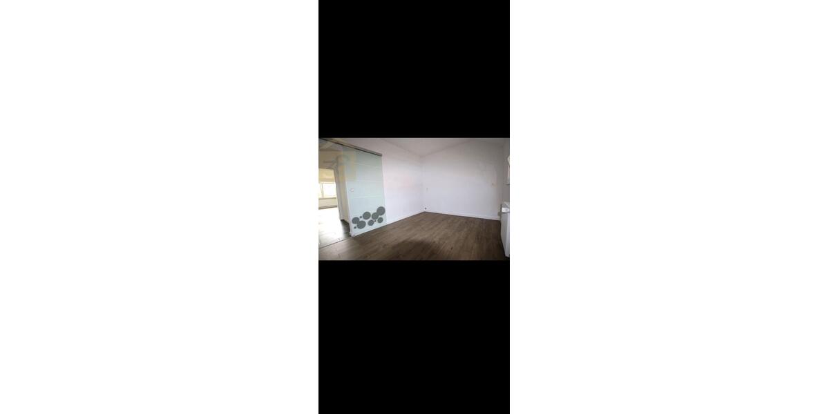 Einfamilienhaus Rühen - 7 Zimmer, 180 m&sup2;, 310.000&euro; | Angebot:27259506