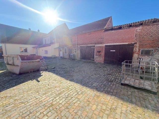 Einfamilienhaus Ziesar - 6 Zimmer, 207 m&sup2;, 240.000&euro; | Angebot:25880728
