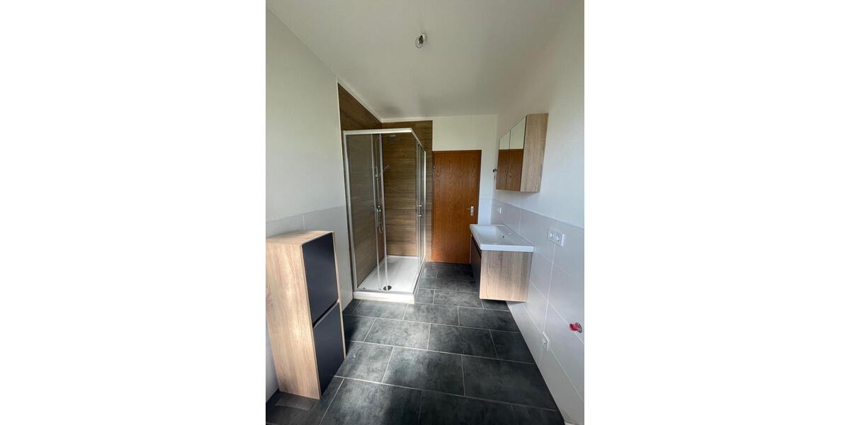 Helle Wohnung zu vermieten , 84m2, Schwarzhofen 2 zimmer