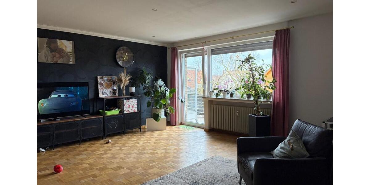 Dachgeschoßwohnung Sachsenhagen - 4 Zimmer, 110 m&sup2;, 1.100&euro; | Angebot:26399798