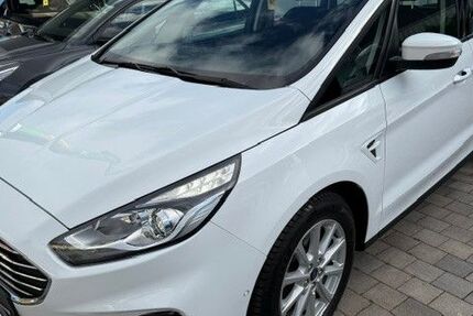 Ford S-Max 46.959 km 21.950 &euro; Berga 06536