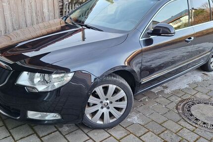 Skoda Superb 248.300 km 3.900 &euro; Andechs 82346