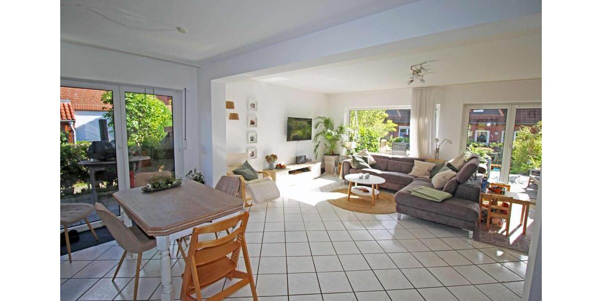 Reihenhaus Barsbüttel - 4 Zimmer, 120 m&sup2;, 1.800&euro; | Angebot:23164341