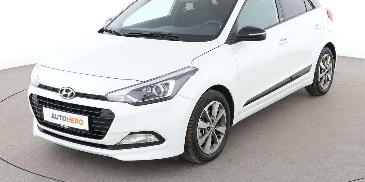Hyundai i20 17.651 km 11.500 &euro; Essen 45141