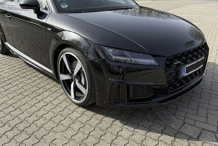 Audi TT 23.200 km 44.300 &euro; Herford 32049