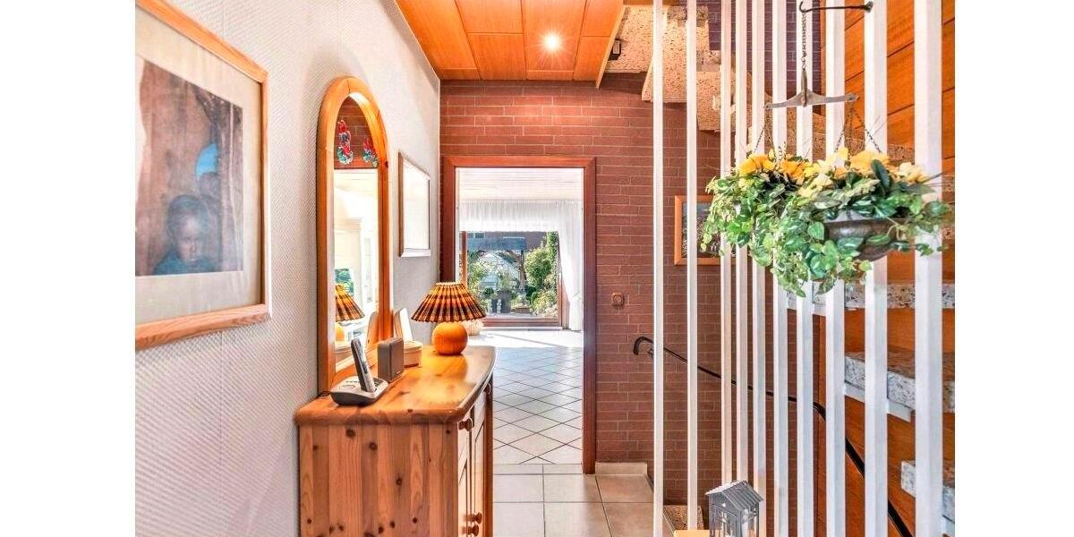 Reihenhaus Reinfeld (Holstein) - 5.5 Zimmer, 168 m&sup2;, 1.900&euro; | Angebot:26047235