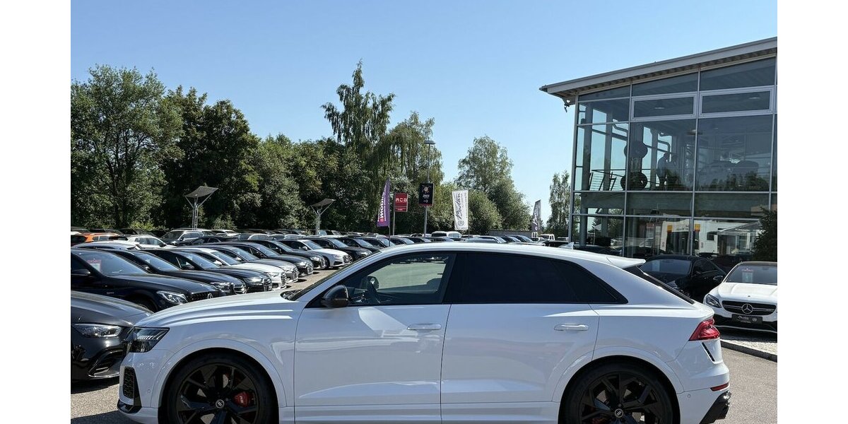 Audi RSQ8 4.0 TFSI quattro 360°/PANO/MEMORY/1.HAND 43.321 km 99.900 &euro; Villingen-Schwenningen 78054