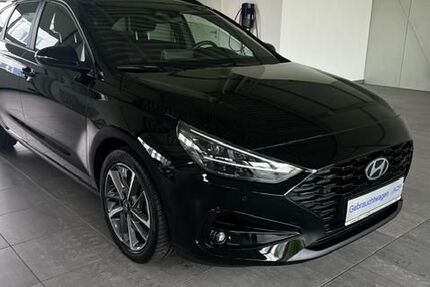 Hyundai i30 22.355 km 24.980 &euro; Lübeck 23562