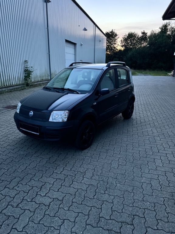 Fiat Panda 135.042 km 2.499 € Clausthal-Zellerfeld 38678