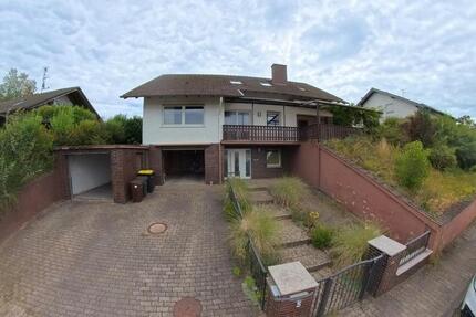 Haus Büdingen - 8 Zimmer, 178 m&sup2;, 395.000&euro; | Angebot:27084213