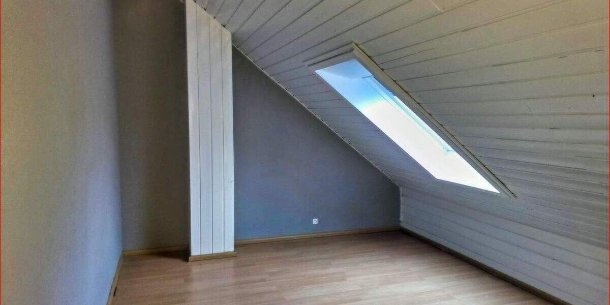 Etagenwohnung Karlsbad Langensteinbach - 5 Zimmer, 98 m&sup2;, 980&euro; | Angebot:25937584