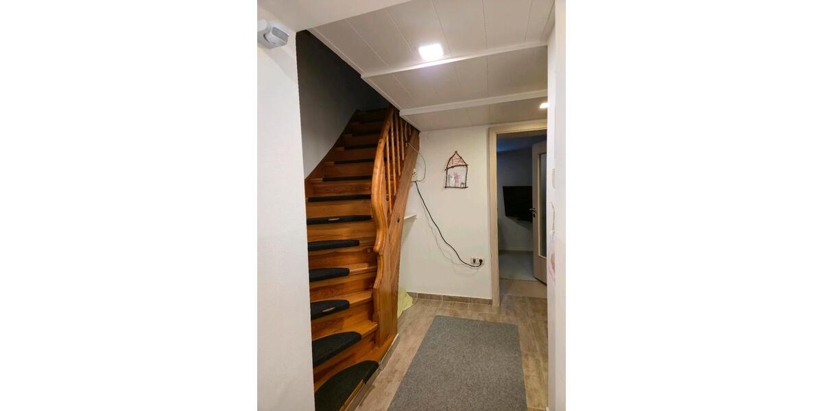 Einfamilienhaus Stadtlauringen - 5 Zimmer, 116 m&sup2;, 165.000&euro; | Angebot:26421538
