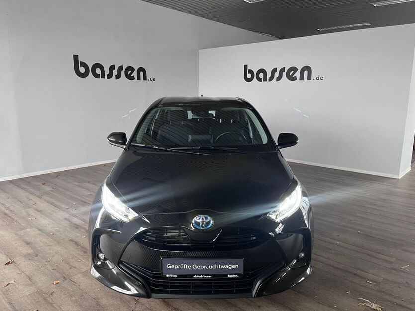 Toyota Yaris 37.922 km 17.890 € Rotenburg 27356
